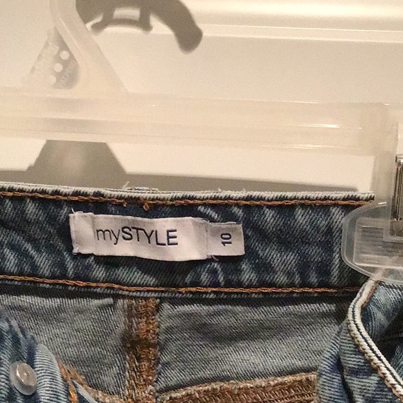 Jeans - Picture 4 of 4